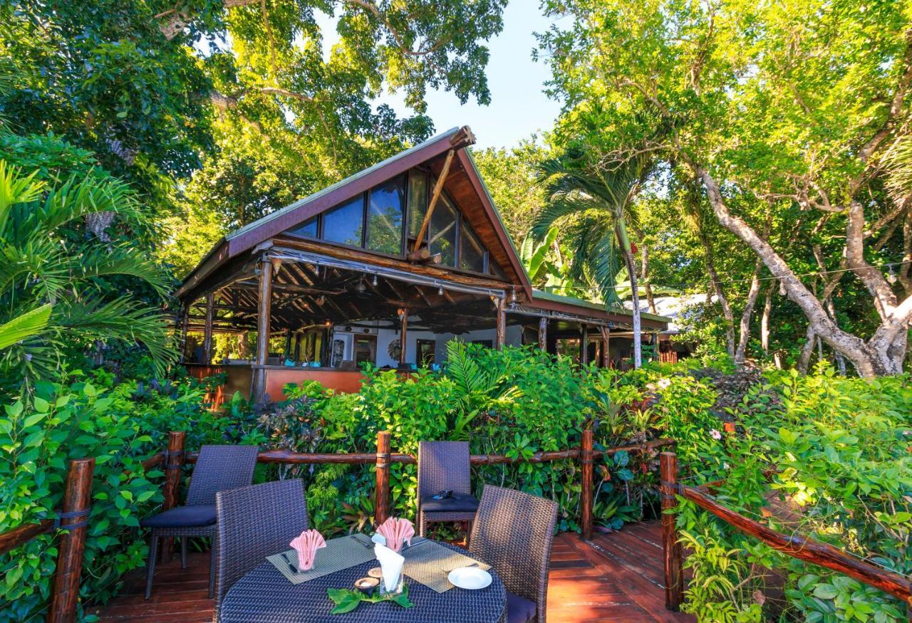 Savasi Island Resort Савусаву Екстер'єр фото
